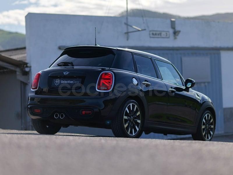 Käytetty Mini Cooper S 178 HP (130 kW) 2021 Musta Viistoperä