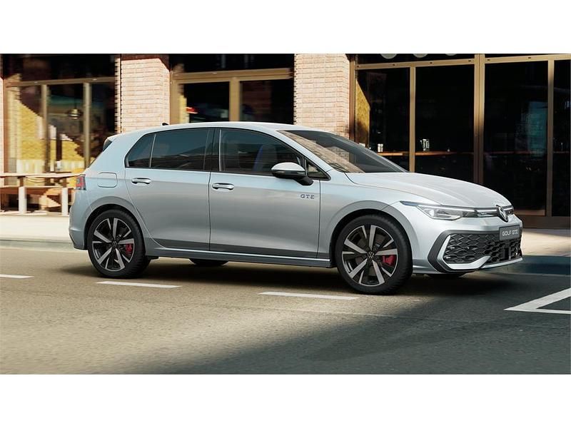 Nuevo VW Golf VIII GTE 272 CV (200 kW) 2025 Plata Berlina