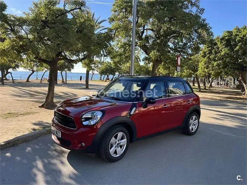 Usado Mini Cooper Countryman 122 CV (89 kW) 2016 Granate SUV