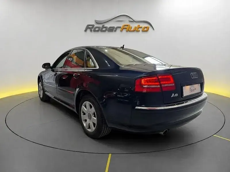 Usado Audi A8 350 CV (257 kW) 2009 Negro Berlina