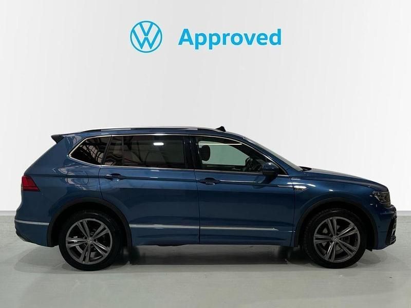 Usado VW Tiguan Sportline 150 CV (110 kW) 2021 Azul SUV