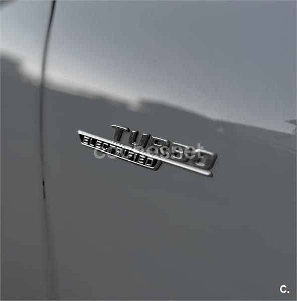 Usado Mercedes GLC43 AMG 421 CV (309 kW) 2025 Gris / plata SUV