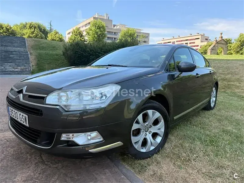 Usado Citroën C5 Exclusive 140 CV (102 kW) 2010 Verde Berlina