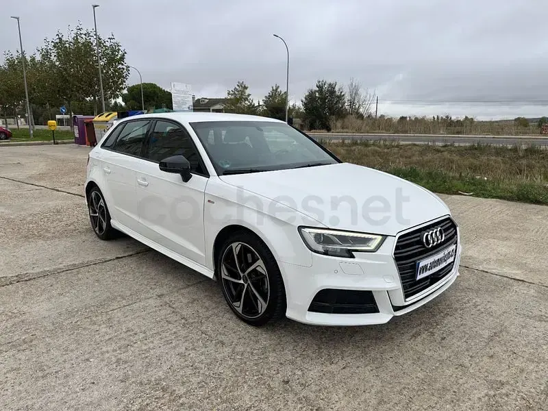 Usado Audi A3 S-Line 150 CV (110 kW) 2020 Blanco Berlina
