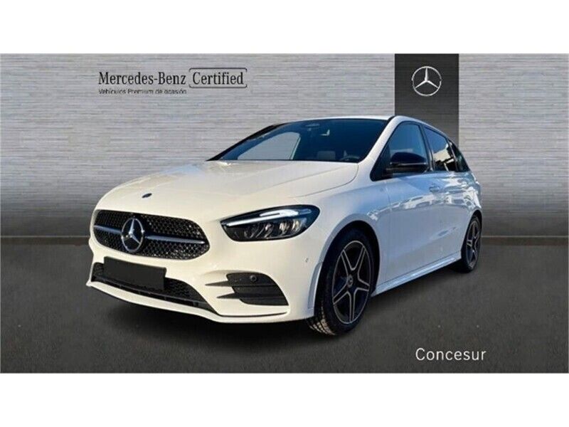 Blanco Usado 2024 Mercedes B200 AMG line Monovolumen | 36.900 € (Caro) - Imagen 1/4