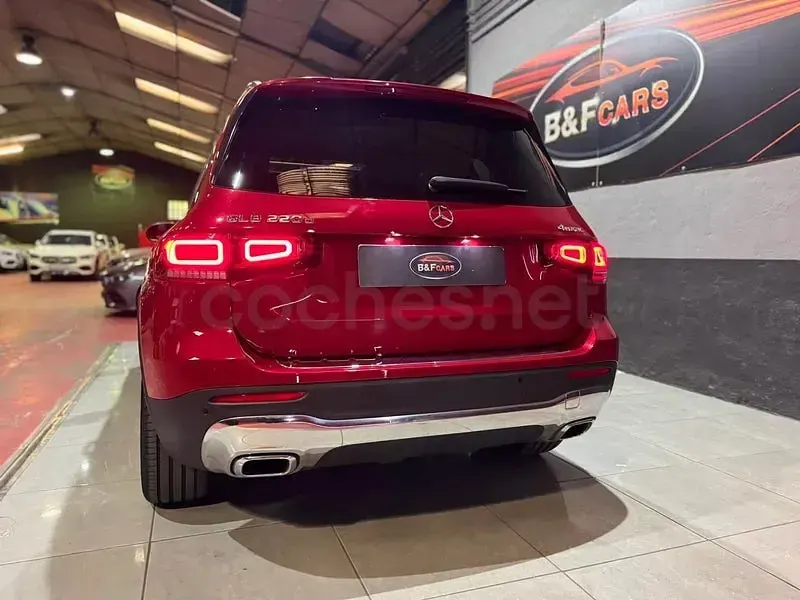 Usado Mercedes GLB220 190 CV (139 kW) 2021 Rojo SUV