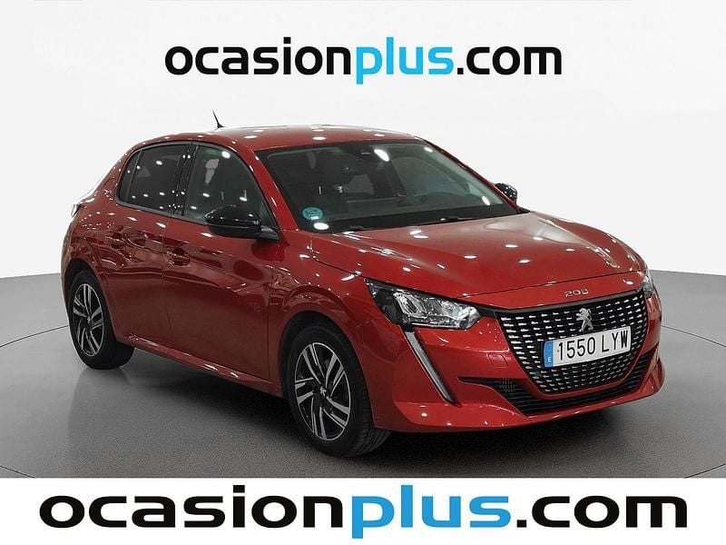 Usado Peugeot 208 Allure 102 CV (75 kW) 2022 Rojo Utilitario