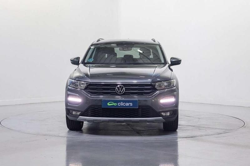 Usado VW T-Roc Advance 150 CV (110 kW) 2021 Gris SUV