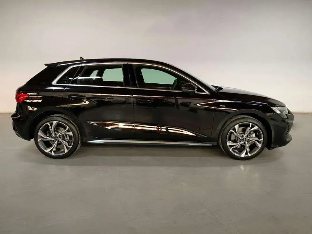 Usado Audi A3 Sportback 150 CV (110 kW) 2025 Negro Utilitario
