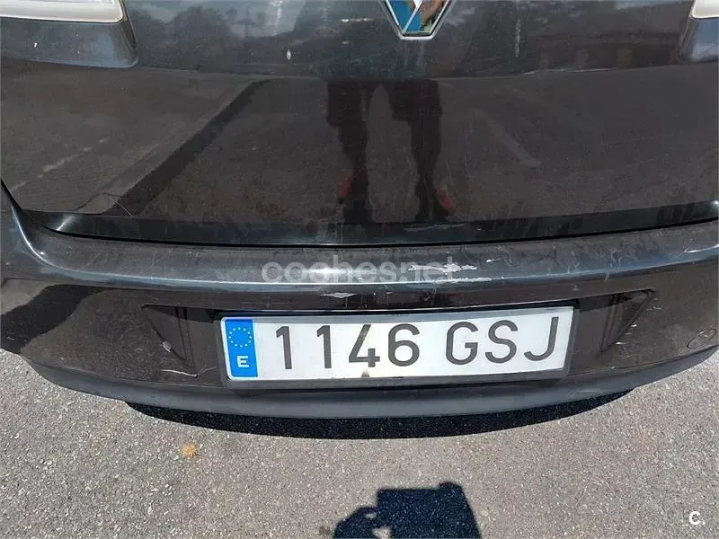 Usado Renault Laguna III Privilege 130 CV (95 kW) 2009 Negro Berlina