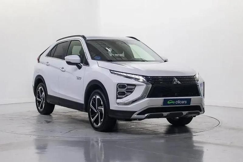 Usado Mitsubishi Eclipse Cross 188 CV (138 kW) 2022 Blanco SUV