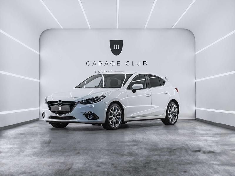 Usado Mazda 3 Luxury 120 CV (88 kW) 2014 Blanco Berlina