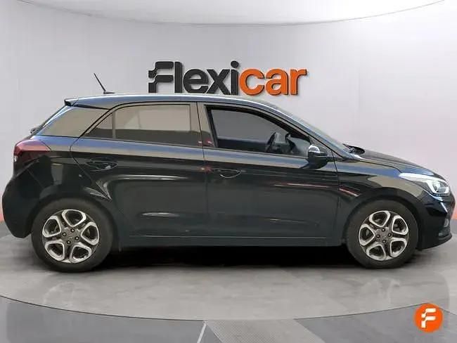 Begagnad Hyundai i20 100 HK (73 kW) 2018 Svart