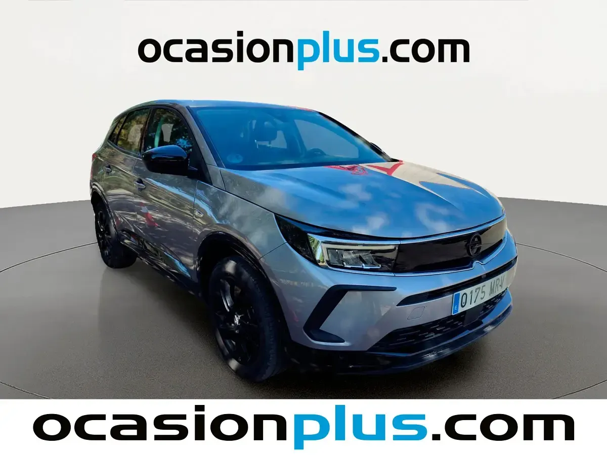 Usado Opel Grandland X S 131 CV (96 kW) 2024 Gris plata SUV