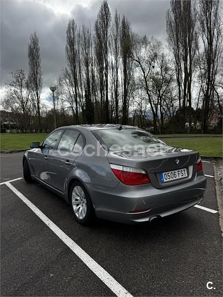 Usado BMW 520 163 CV (119 kW) 2007 Gris / plata Berlina