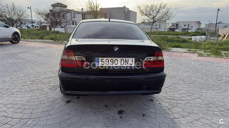 Usado BMW 318 115 CV (84 kW) 2002 Negro Berlina