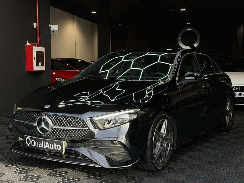 Usado Mercedes A180 136 CV (100 kW) 2022 Negro Berlina