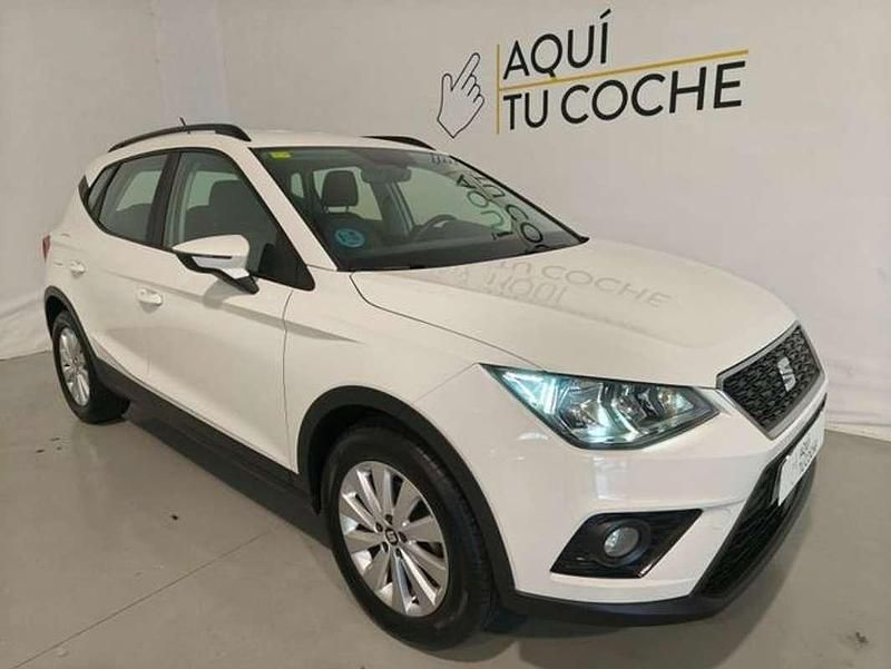 Usado Seat Arona Style 110 CV (80 kW) 2021 Blanco SUV