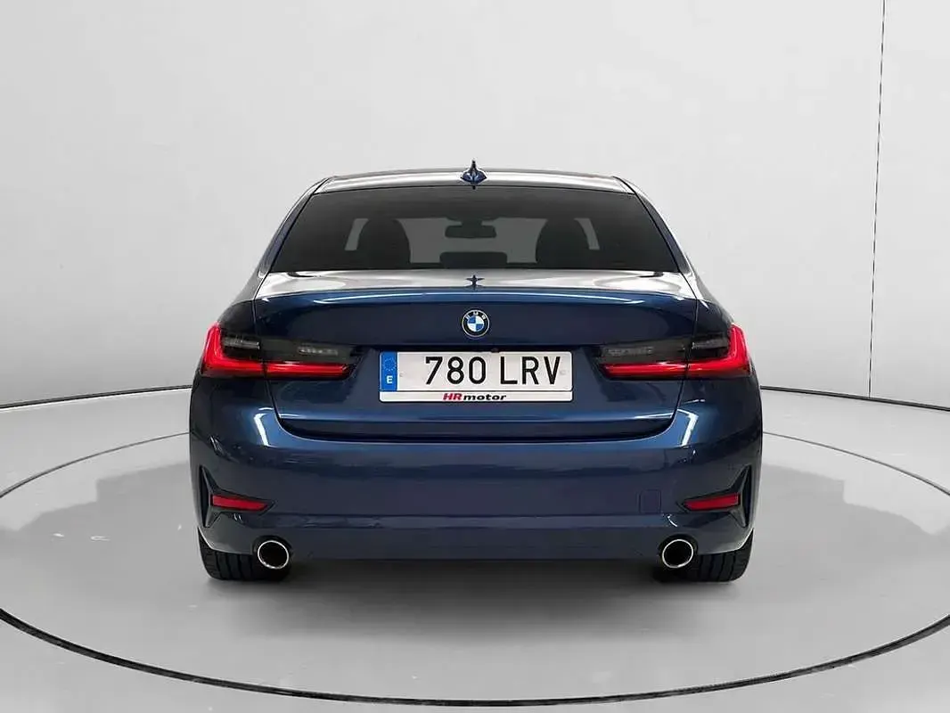 Usado BMW 320 Advantage 190 CV (139 kW) 2021 Azul Berlina
