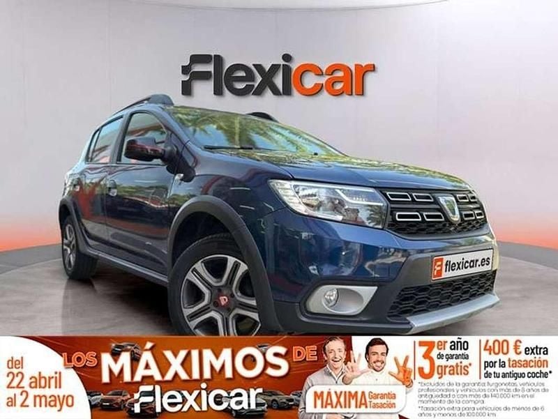 Usado Dacia Sandero Comfort 90 HP (66 kW) 2019 Azul Citadino