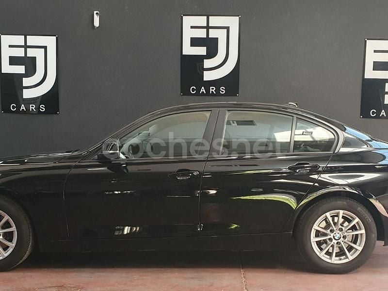 Negro Usado 2015 BMW 318 Berlina | 12.490 € (Buen precio) - Imagen 1/4