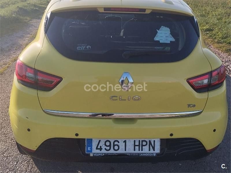 Usado Renault Clio IV Expression 90 CV (66 kW) 2013 Amarillo Berlina