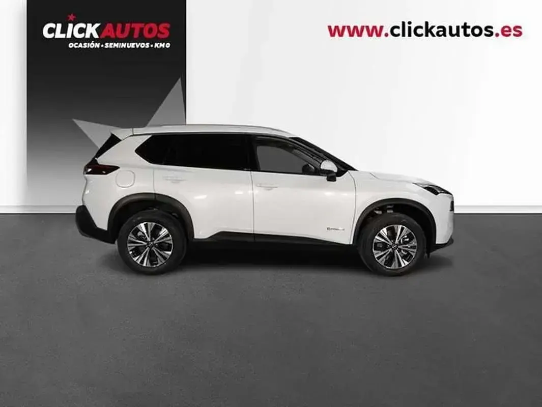 Begagnad Nissan X-Trail N-Connecta 213 HK (156 kW) 2023 Vit SUV