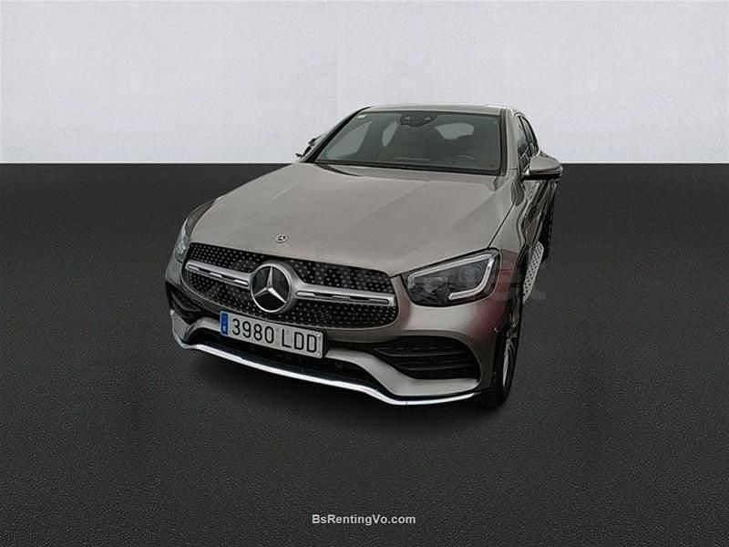Usado Mercedes GLC300 245 CV (180 kW) 2019 Gris / plata Coupe