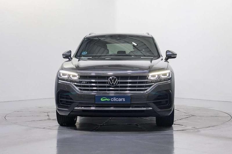 Usado VW Touareg R-line 286 CV (210 kW) 2021 Gris SUV