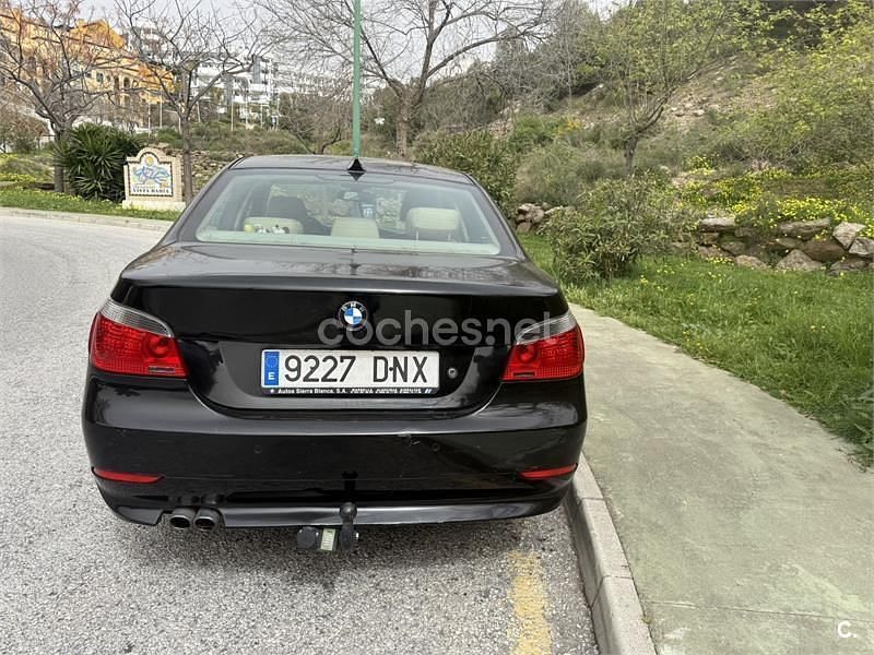 Używany BMW 525 Exclusive 163 KM (119 kW) 2005 Czarny Sedan/Limuzyna