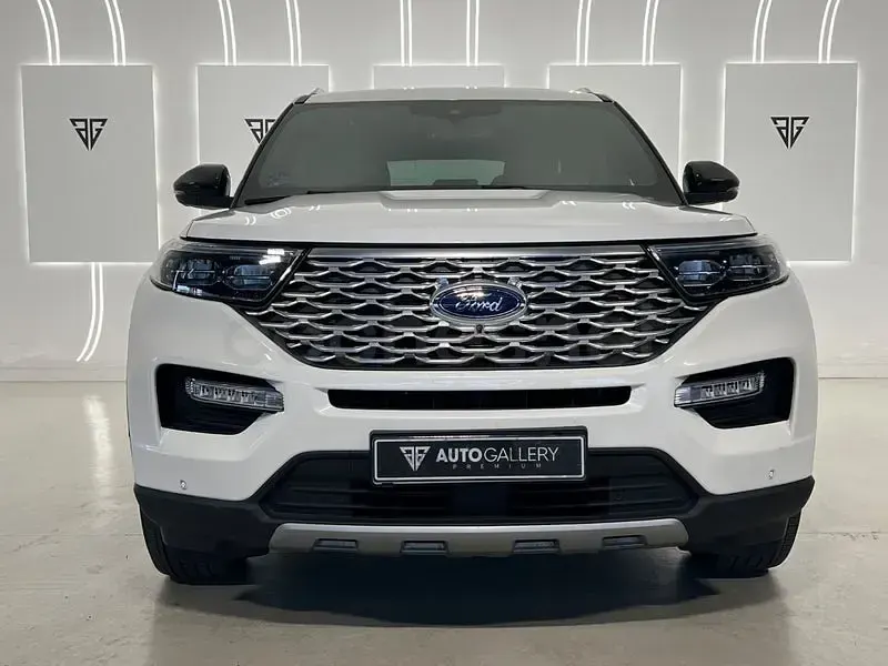 Usado Ford Explorer Platinum 457 CV (336 kW) 2024 Blanco SUV