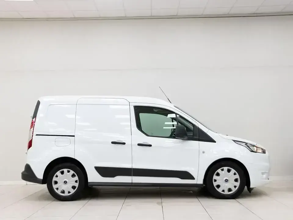 Usado Ford Transit Connect Ambiente 100 CV (73 kW) 2019 Blanco Monovolumen