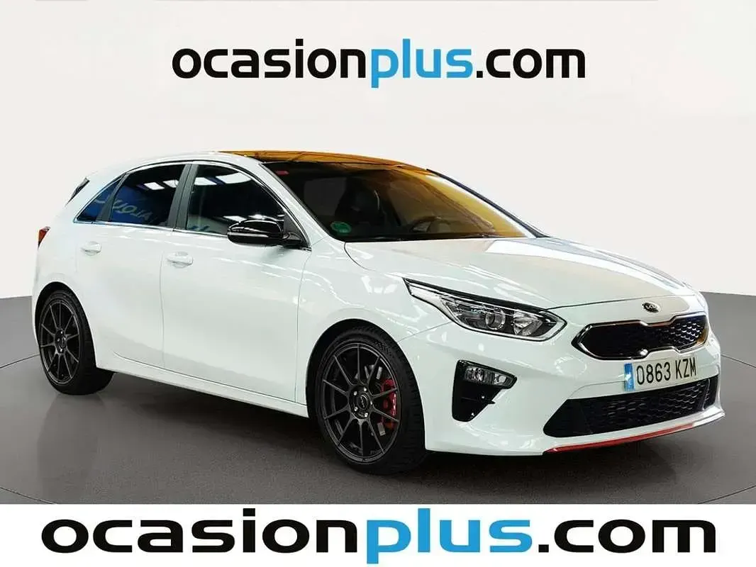 Usado Kia Ceed 140 CV (102 kW) 2019 Blanco Utilitario