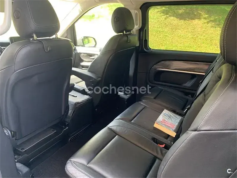 Usado Mercedes V250 204 CV (150 kW) 2019 Gris / plata Monovolumen