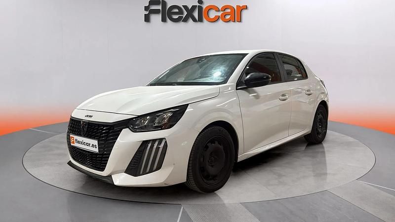 Usado Peugeot 208 Active 102 CV (75 kW) 2024 Blanco Utilitario
