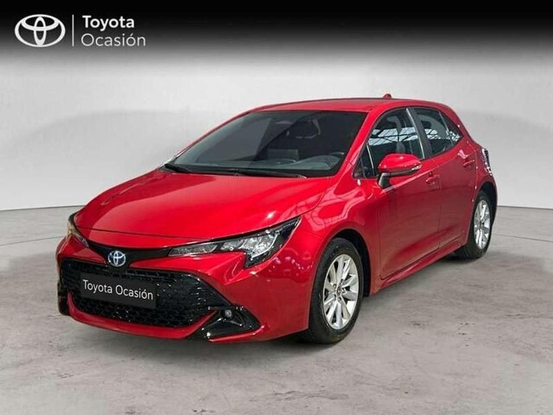 Rojo Usado 2024 Toyota Corolla Active Berlina | 24.950 € (Precio justo) - Imagen 1/4