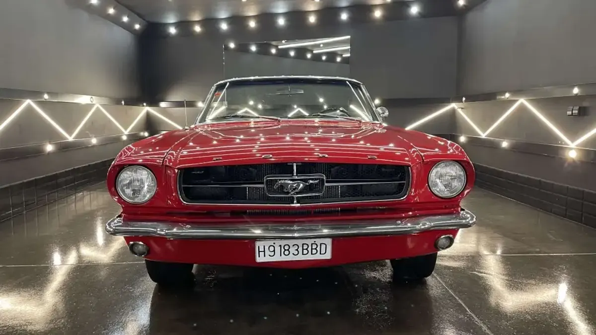 Usado Ford Mustang 1965 Rojo Descapotable