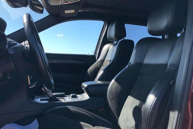 Usado Jeep Grand Cherokee Limited 250 CV (183 kW) 2020 Rojo SUV