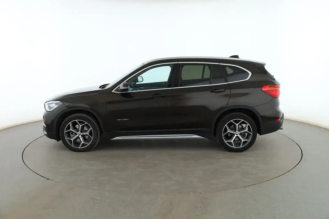 Usado BMW X1 xLine 150 CV (110 kW) 2017 Dorado SUV