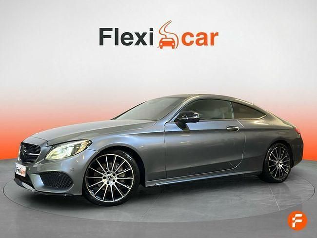 Usado Mercedes C220 AMG line 170 CV (125 kW) 2016 Gris Coupe