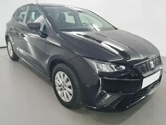 Usado Seat Ibiza Reference 80 CV (58 kW) 2022 Negro Utilitario
