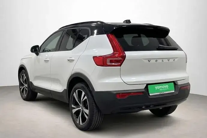 Usado Volvo XC40 R-Design 156 CV (114 kW) 2019 Blanco SUV