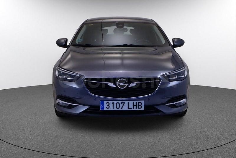 Usado Opel Insignia Innovation 136 CV (100 kW) 2020 Blanco Berlina