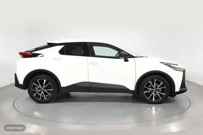 Usado Toyota C-HR Advance 140 CV (102 kW) 2025 Blanco SUV