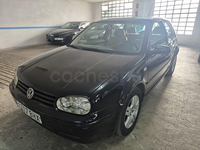 Usado VW Golf IV Highline 115 CV (84 kW) 2001 Negro Berlina