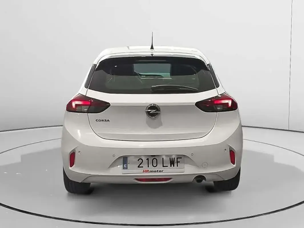 Usado Opel Corsa Elegance 101 CV (74 kW) 2022 Blanco Utilitario