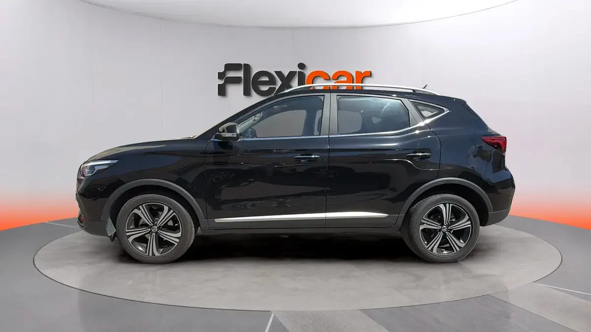 Usado MG ZS Comfort 106 CV (77 kW) 2023 Negro SUV