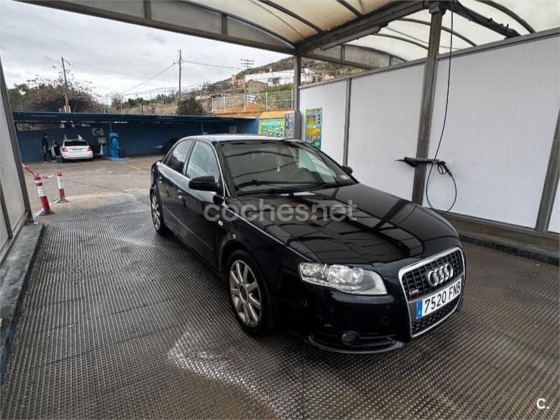 Usado Audi A4 140 CV (102 kW) 2007 Negro Berlina