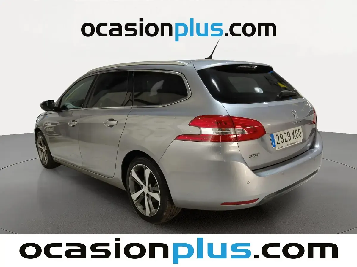 Usado Peugeot 308 SW Allure 120 CV (88 kW) 2017 Gris Familiar