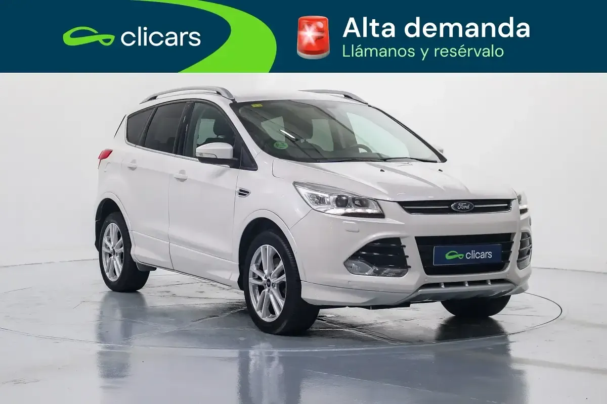 Usado Ford Kuga Titanium S 180 CV (132 kW) 2015 Blanco SUV